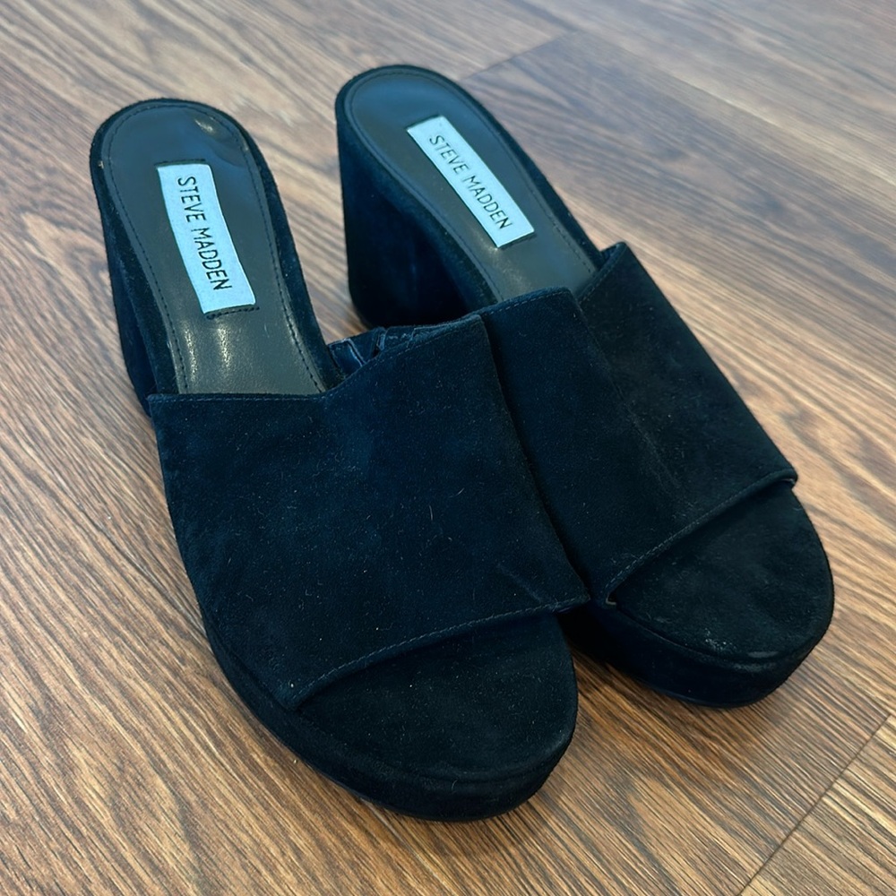 Black Steve Madden heels
